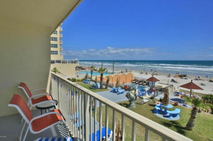 Daytona Dream Inn By Amerivu Daytona Beach Shores Exterior photo